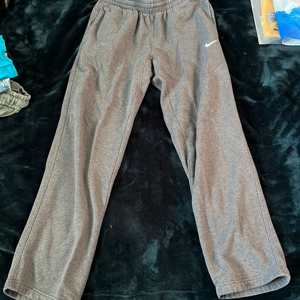 Nike grey sweatpants size small